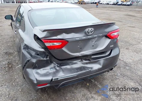 2018 Toyota Camry Se z USA, uszkodzony, nr VIN 4T1B11HK2JU004462